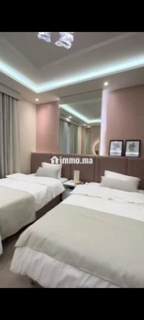 villa-piscine-interieur-chaufee-big-7