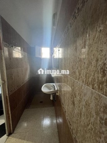 1-studio-pour-petit-budget-a-cote-de-la-corniche-big-5