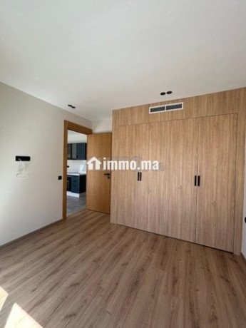 appartement-a-louer-47-m2-a-casablanca-big-3