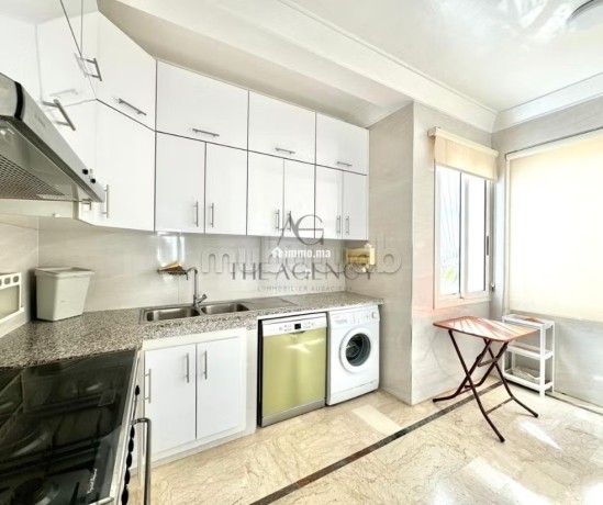 ain-diab-residence-securisee-proximite-mer-triplex-meuble-200m2-a-louer-big-2