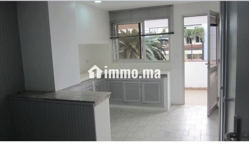 moulay-youssef-dernier-etage-sublime-bureaux-280m2-a-louer-big-18