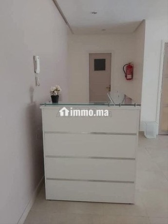 bureau-a-louer-a-sale-big-1