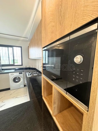 grand-appartement-renove-comme-neuf-big-8