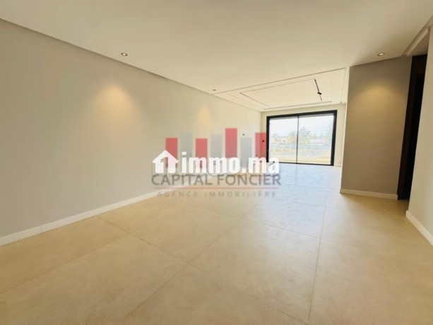 appartement-en-location-a-cil-hay-salam-surface-de-140-m2-places-de-parking-et-terrasse-big-0