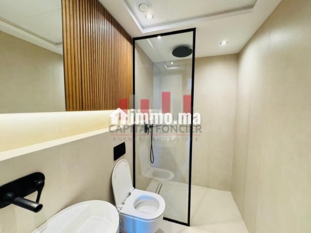 appartement-en-location-a-cil-hay-salam-surface-de-140-m2-places-de-parking-et-terrasse-big-11
