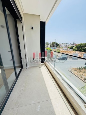 appartement-en-location-a-cil-hay-salam-surface-de-140-m2-places-de-parking-et-terrasse-big-2
