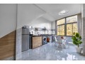 shk-llkraaa-fy-aoryka-small-2