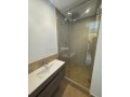 superbe-studio-vide-au-dernier-etage-small-14
