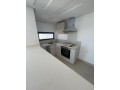 superbe-studio-vide-au-dernier-etage-small-5