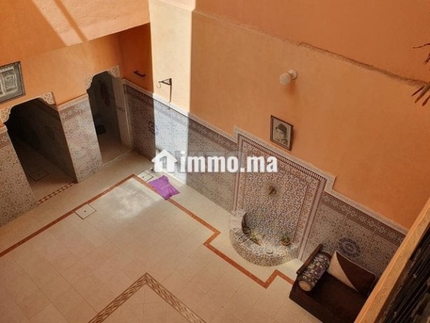 grande-maison-de-146-m2-avec-boutique-et-terrasse-big-1