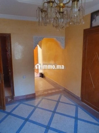 grande-maison-de-146-m2-avec-boutique-et-terrasse-big-7