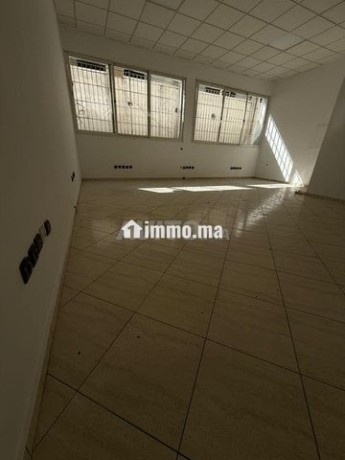 bureaux-4200dh-ain-sbaa-big-0
