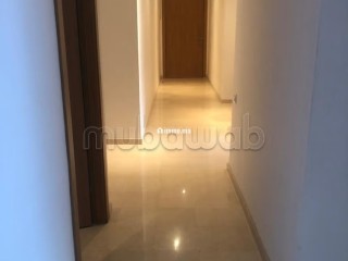 bel-appartement-dans-une-residence-avec-piscine