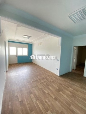 location-bureau-spacieux-a-proximite-de-la-gare-big-0
