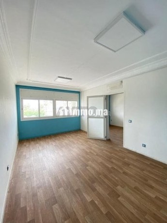location-bureau-spacieux-a-proximite-de-la-gare-big-2
