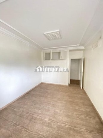 location-bureau-spacieux-a-proximite-de-la-gare-big-4