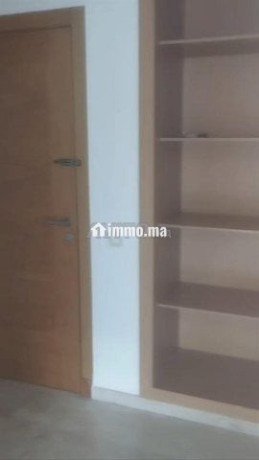 studio-vide-neuf-a-la-gironde-big-2