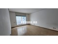 a-louer-appartement-renove-de-300-m2-a-racine-small-7