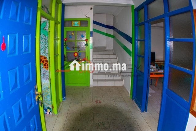 villa-de-386-m2-en-vente-big-10