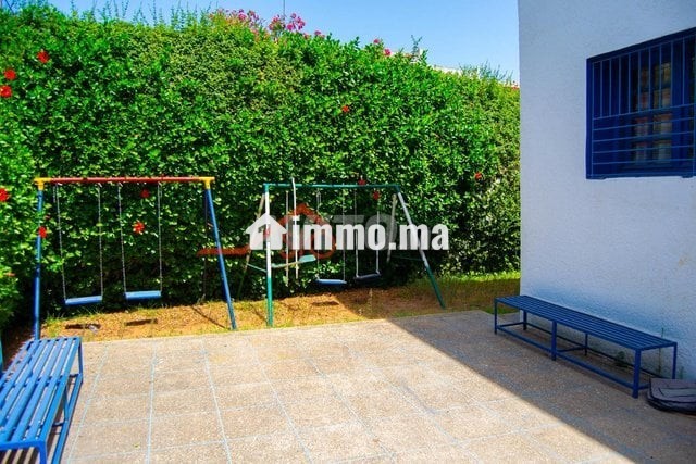 villa-de-386-m2-en-vente-big-2