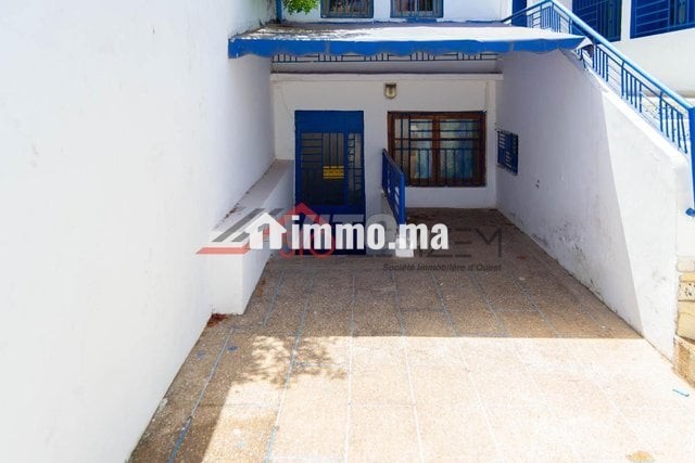 villa-de-386-m2-en-vente-big-4
