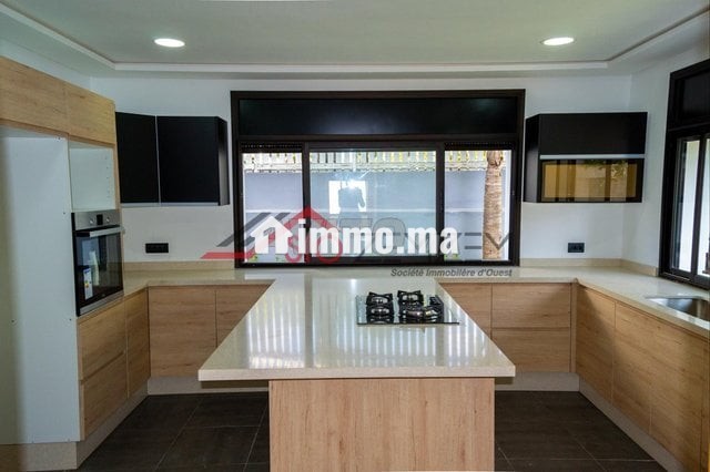 villa-dexception-a-vendre-elegance-et-confort-big-10