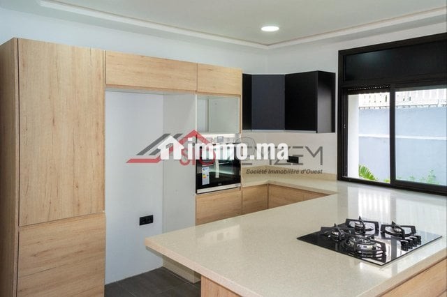villa-dexception-a-vendre-elegance-et-confort-big-11