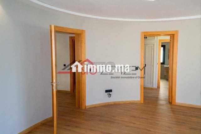 villa-dexception-a-vendre-elegance-et-confort-big-14