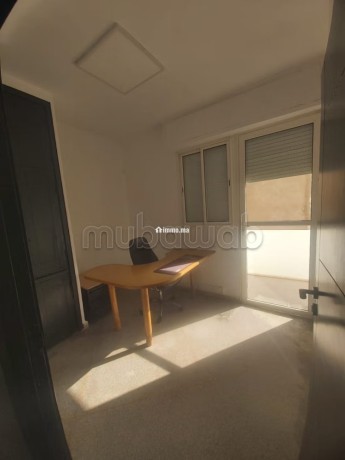 appartementbureau-de-81-m2-sur-av-mohammed-v-big-2
