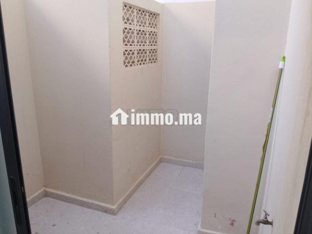studio-meubler-a-louer-big-3