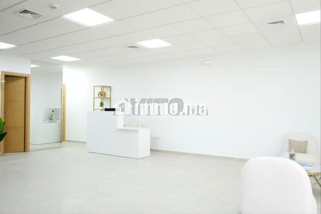bureau-a-vendre-avec-garage-big-3