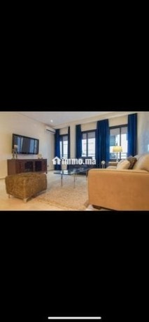 spacieux-studio-meuble-a-racine-big-6