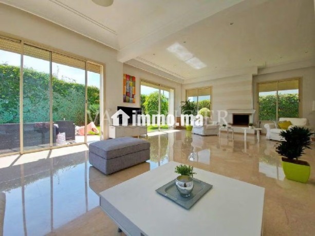 sublime-villa-500m2-en-location-vide-sur-les-hauteurs-de-ain-diab-casablanca-big-3