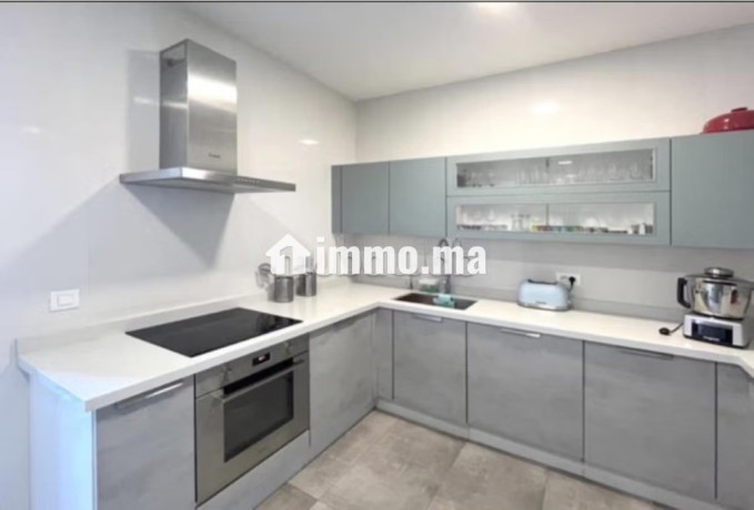 a-dar-bouaaza-rez-de-jardin-a-vendre-superficie-336-m2-3-chambres-avec-ascenseur-et-espace-vert-big-4