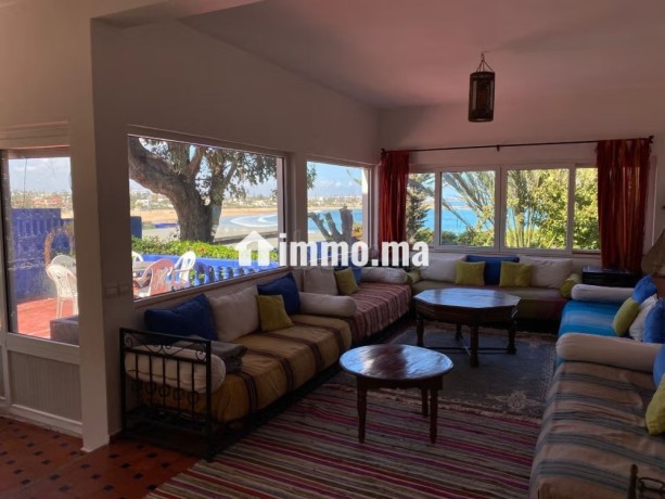 villa-a-vendre-superficie-465m2-vue-sur-mer-big-1