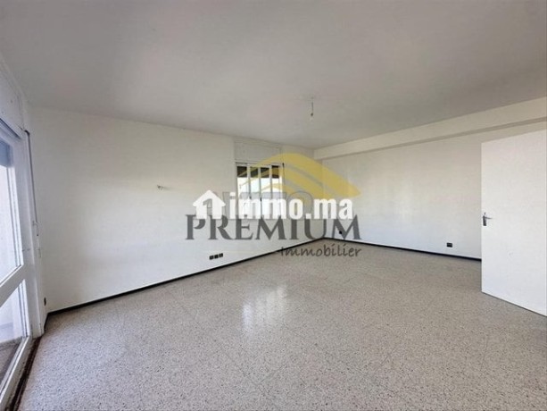 joli-appartement-usage-bureau-big-1