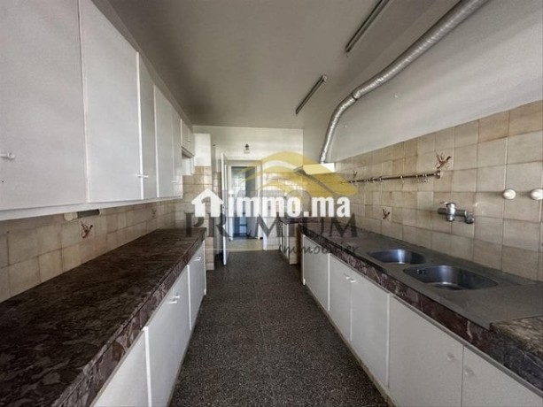 joli-appartement-usage-bureau-big-2