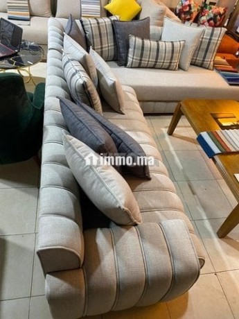 salon-de-qualite-disponible-maintenant-big-2