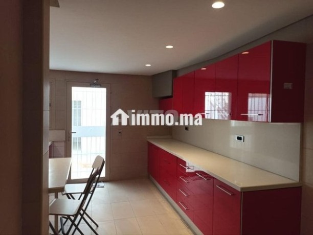 villa-vue-sur-mer-a-louer-big-0
