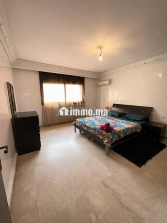 studio-propre-a-centre-ville-big-3