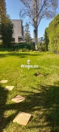 belle-villa-haut-standing-2000-m2-rabat-souissi-big-5