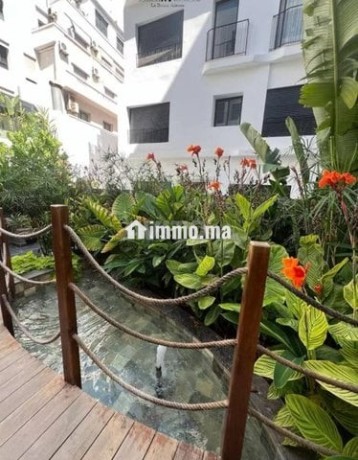 studio-loft-de-tres-haut-standing-cote-anfa-big-8