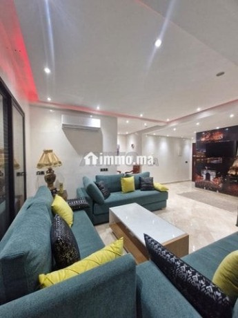 studio-meuble-a-louer-par-mois-big-0