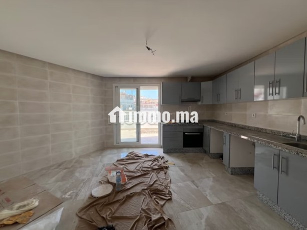 duplex-neuf-vide-a-louer-big-5