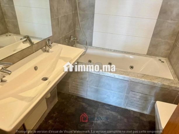 appartement-a-louer-161-m2-a-casablanca-big-2