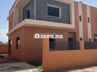 villa-titre-a-vendre-sur-la-route-damizmiz