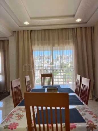 duplex-de-5-chambres-ensoleille-en-location-big-0