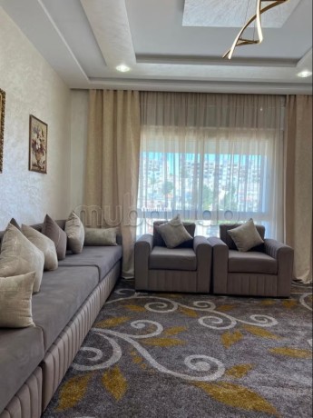 duplex-de-5-chambres-ensoleille-en-location-big-1