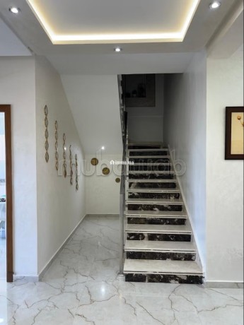 duplex-de-5-chambres-ensoleille-en-location-big-2