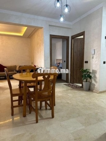 appartement-propre-a-cote-de-la-gare-big-2